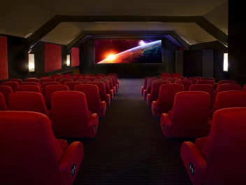 Screen5 with image on the screen