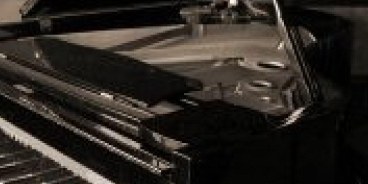 Vacant piano